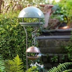 Crocus Green Stake Bird Feeding Dome