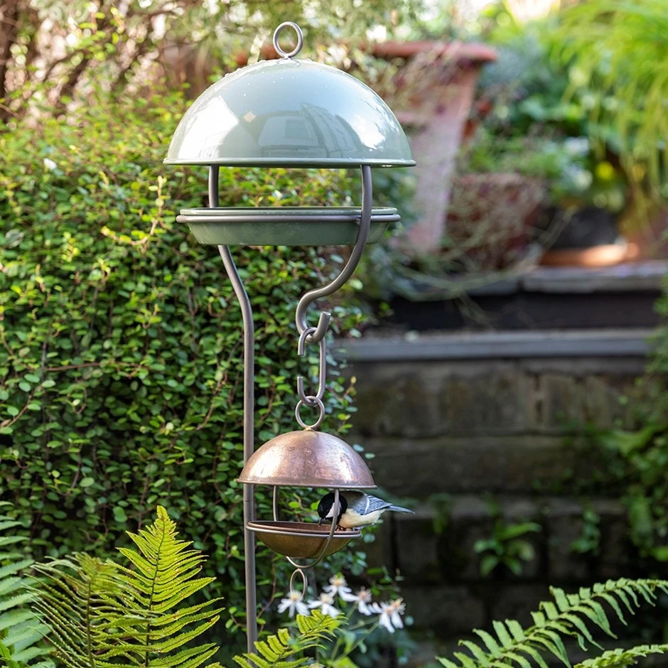 Crocus Green Stake Bird Feeding Dome 3 Crocus Green Stake Bird Feeding Dome